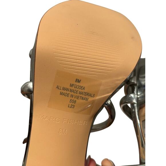 Marc Fisher Women's Gimie Silver Chrome NEW! Size 8 - Picture 3 of 8